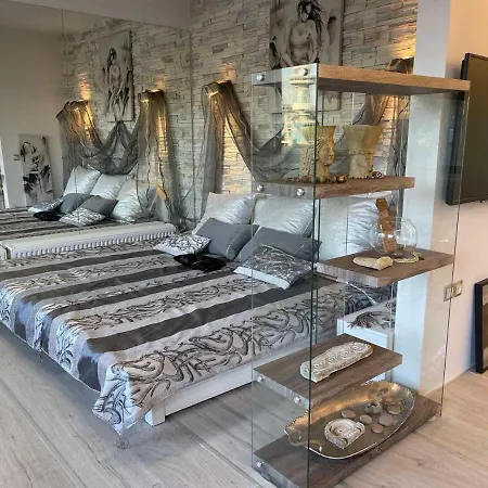 Art Agelaki 3 Apartment Thessaloniki